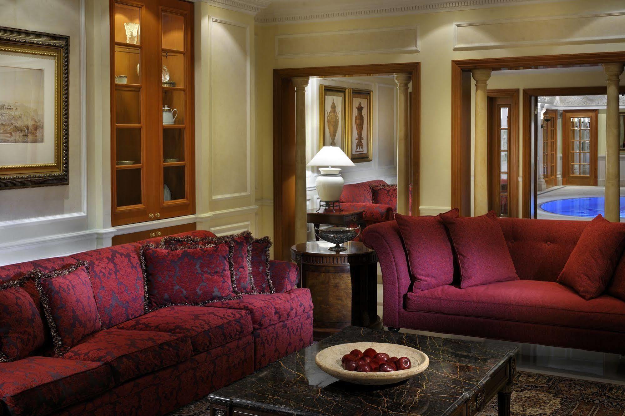 The Bristol Hotel Дубай Номер фото